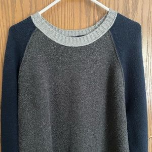 Abercrombie sweater